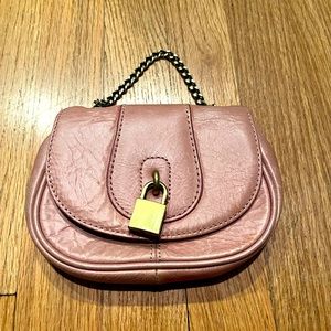Soft pink, Banana Republic small purse EUC